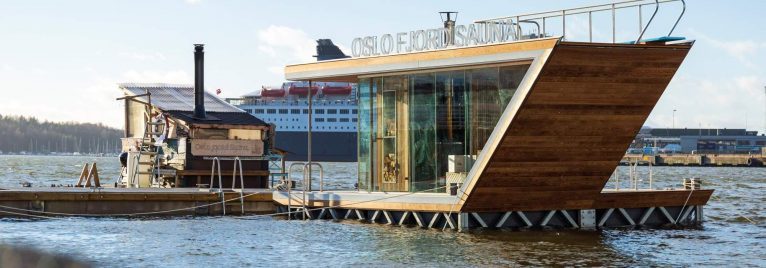 skarven floating sauna in oslo norway