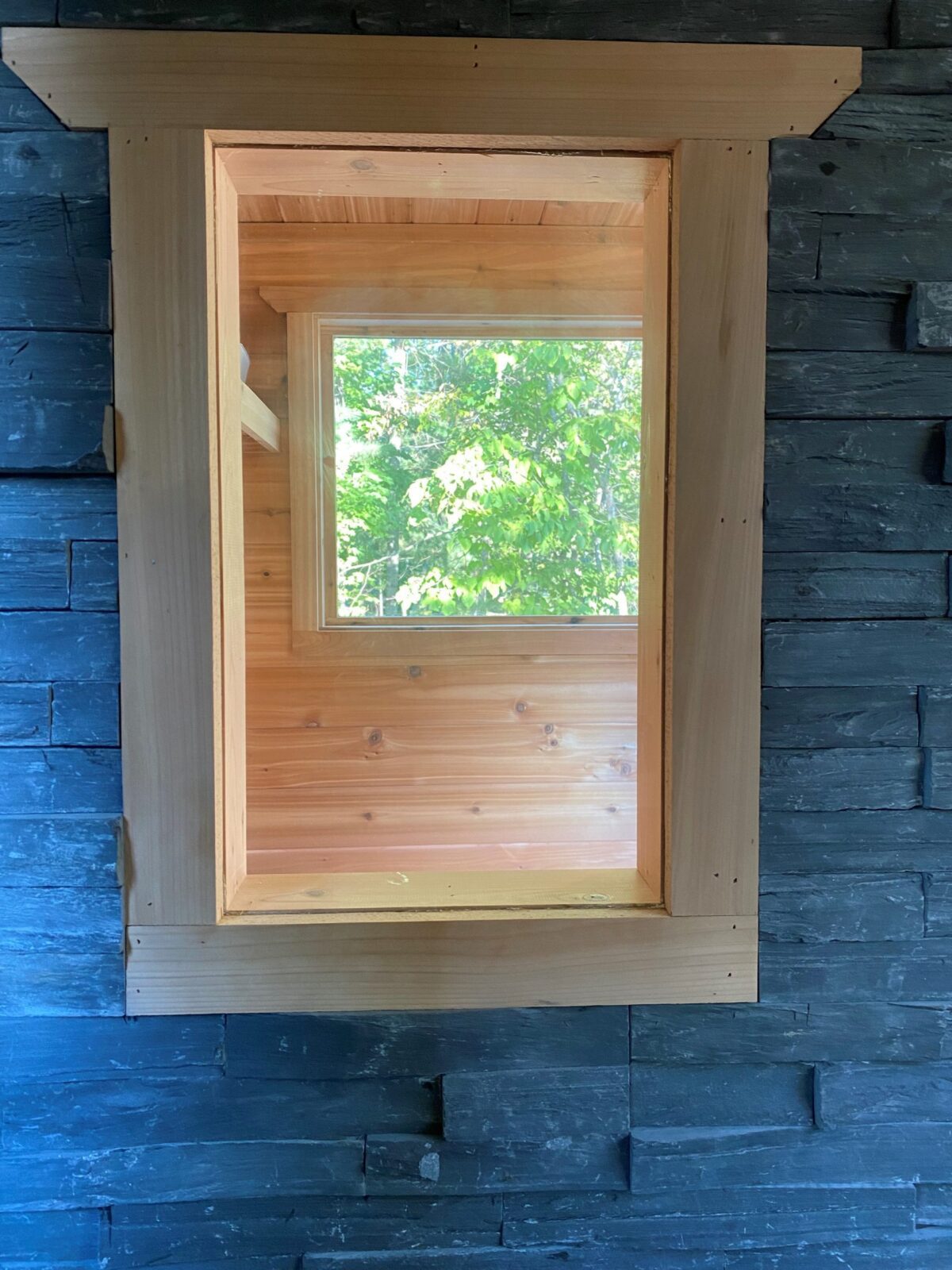 small window scaled